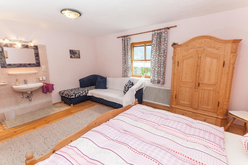 Apart Monika Apartment *